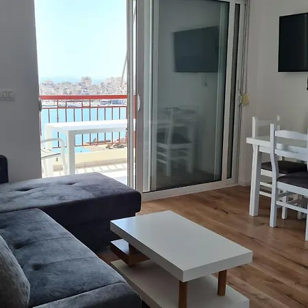 Central Beach Apartment Apartment *